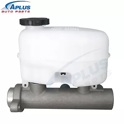 Brake Master Cylinder For Chevy GMC Silverado 1500 Avalance 2500 03-07 MC390818 • $48.35