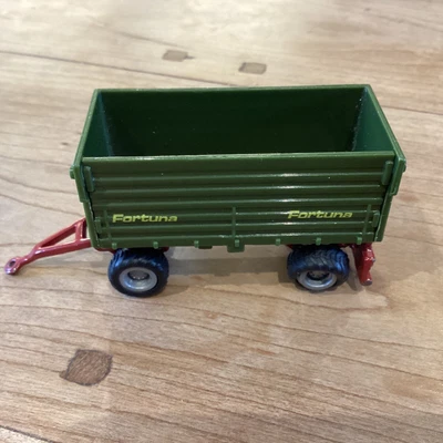 £3 • Buy Sikh Twin Axles  Silage Toy Farm Trailer