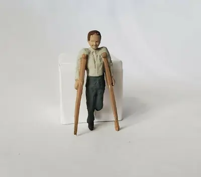 Arttista #1538 - Man On Crutches  - O Scale Figure - Model Trains - NEW • $9.89