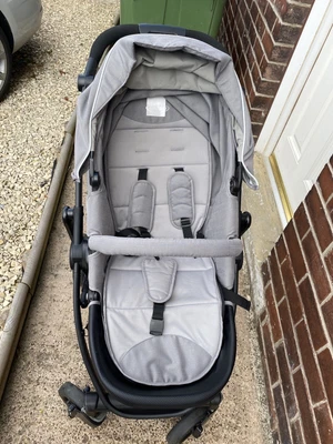 £100 • Buy Graco Evo Trio Travel System