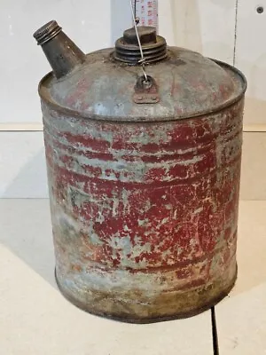 Vintage Metal 2 Or 2-1/2 Gallon Kerosene Gas Fuel Can With Wood Handle • $17