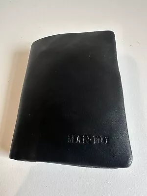 Man-Du Black Folding Wallet • $1