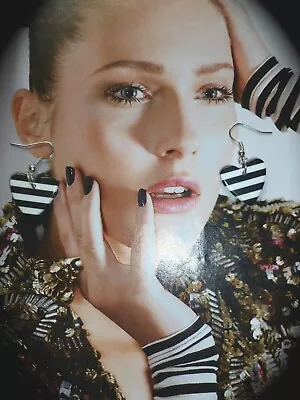 £4.25 • Buy Retro Fashion Earrings 60s 70s Black White Stripe Hearts