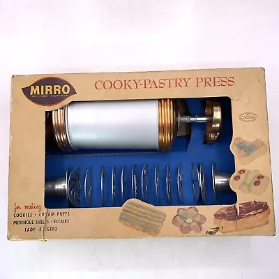 Vintage Mirro 358-AM Aluminum Cooky And Pastry Press With 12 Disks And 3 Tips • $23.99