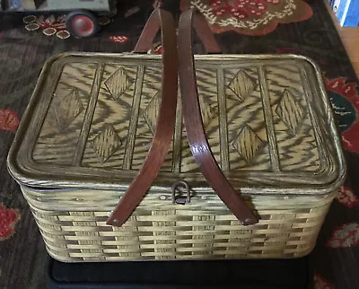 Vintage Picnic Basket Metal Tin Litho Cream Brown Weave Wood Handles Estate Find • $24