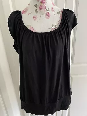 M & S Longline Summer Top. Size 18. • £2.99