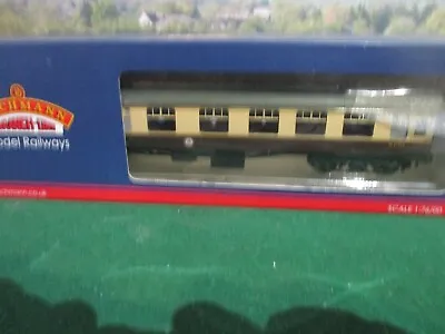 Bachmann Gwr Shirtbutton Composite Collett Coach Chocolate/cream. Cat No.34-125a • £25