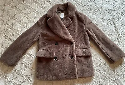 H&M Faux Fur Beige Coat XS. • $19.99