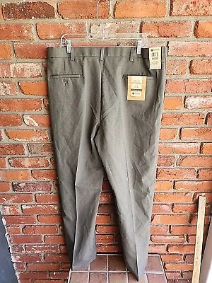NEW HAGGAR  Cool 18 Classic Fit Expandable Waist Taupe Dress Pants Size 40X34 • $23