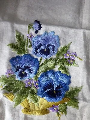 ELSA WILLIAMS BOWL OF BLUE PANSIES CREWEL EMBROIDERY 8x9  FINISHED UNFRAMED • $19.95