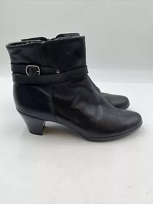 Munro American Womens Size 8 Black Leather Zip Ankle Fashion Booties • $25