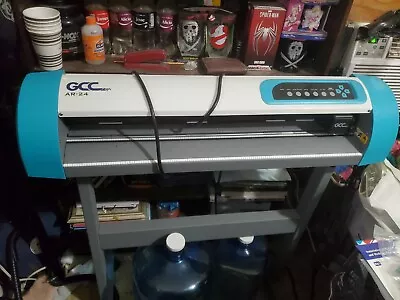 Vinyl Cutter Plotter Machine • $500