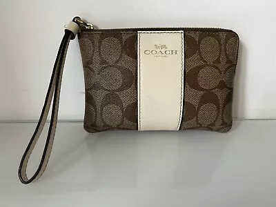 Coach Monogram Wristlet Purse Brown VGC • £10