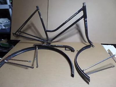 Vintage Schwinn Bicycle Frame - Breeze 3-Speed 19  Frame For 26  Wheels • $20.99