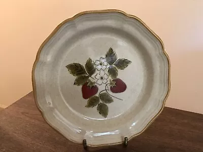 Mikasa Strawberry Festival Chop Plate • $9.99