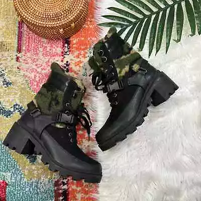 Madden Girl Black Green Camo Fleece Lace Up Chunky Heeled Combat Boots 7.5 • $35