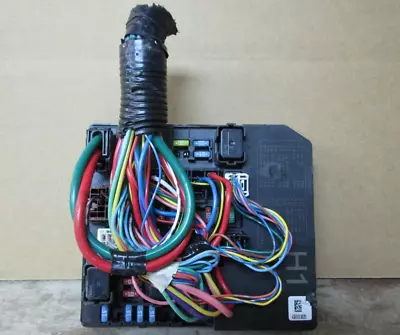 13-19 Nissan Sentra Engine Fuse Box Relay Block Junction Block 284b73ra1a • $19