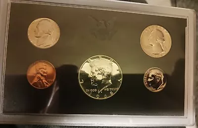 1968  U.S. Mint Brilliant 5 Coin Proof Set- Rarer Dcam & Cam • $15