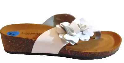 A. Giannetti Women Sandals White Leather Slides 3-D Floral Toe Loop Shoes~7.5 M • $35.24