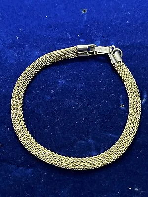 VTG Sarah Coventry Gold Tone Bracelet Simple Will Go With Anything EUC Stamped • $12.95