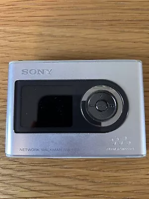 Sony Walkman NW-HD3 Silver (20GB) Digital Media Player • £2.20