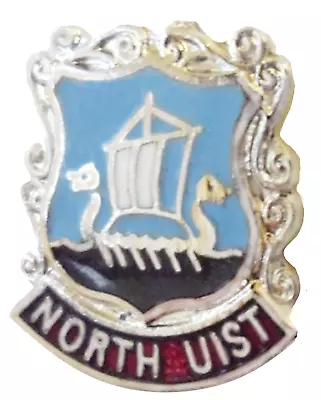 North Uist Na H-Eileanan Siar Scotland Small Island Crest Pin Badge • £6.25