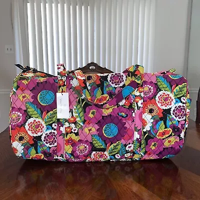 $105 • Buy NWT Vera Bradley Large Traveler Duffel Bag Va Va Bloom