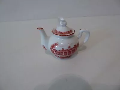 Ornament Mt. Vernon Martha's Miniature Historic Teapot  Porcelain (S2 • £4.81