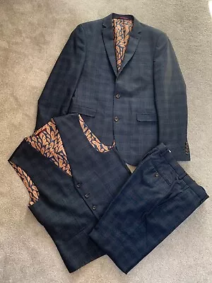 Next Grey Check Slim Fit 3 Piece Suit - Jacket 40R Waistcoat 38R Trousers 32R • £20