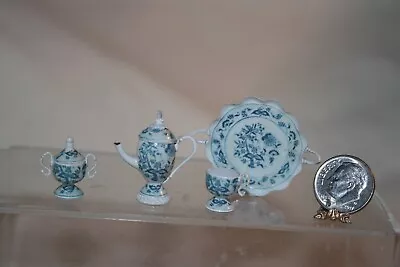 Miniature Dollhouse Vintage Blue Onion 4 Pc Coffee Set Pot Cream Sugar Tray 1:12 • $44.99
