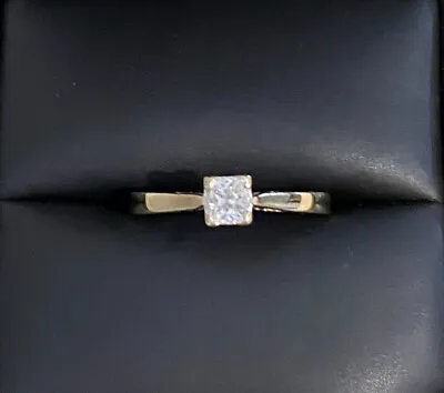 9ct Yellow Gold Princess Diamond (Natural) 0.25ct Solitaire Ring Engagement • £145