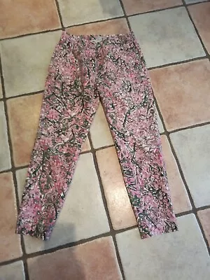 Ladies's H&M Cropped Capri Trousers Pink GREEN Floral Print Flat Stretch Size 8 • £8.49