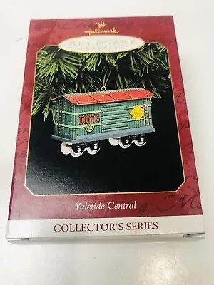 1997 Vintage Hallmark Keepsake Ornament Yuletide Central Collector's Series #4 • £19.29