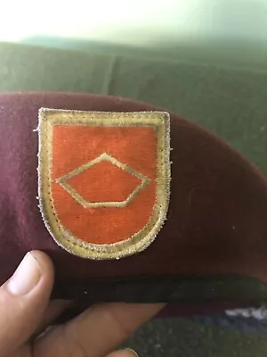 Beret Maroon 82nd Airborne  Signal Communications Battalion Flash Red Beret • $20