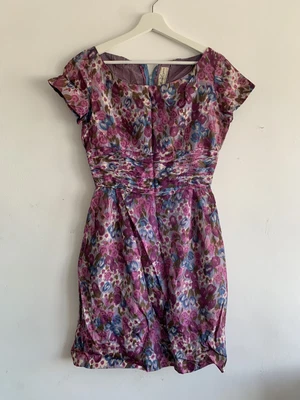 £10 • Buy Mary Logan Vintage 50s /60s Dress Purple Floral Fitted Wriggle Knee Length 8/10