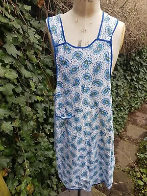 Vintage Blue Paisley Pinafore Apron Pinny 40/50's Pocket Cotton Revival M • £15