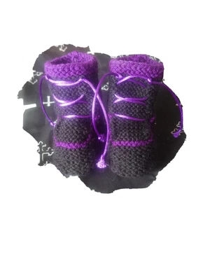 £8 • Buy Hand Knitted Baby Bootees Booties