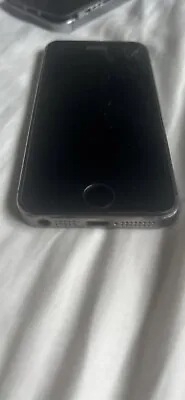 Apple IPhone 5s - 16GB - Space Grey (Unlocked) A1530 (GSM) (AU Stock) • $4