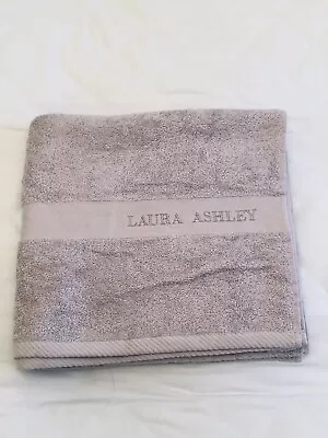 Laura Ashley Bath Towel Lilac BNWT • £12.90