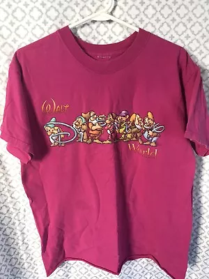 Vintage 90s Walt Disney World Exclusive 7 Dwarves T Shirt USA Made Snow White Fl • $21