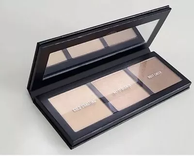 MAC Hyper Real Glow Highlighter Palette Get It Glowin • $21.99