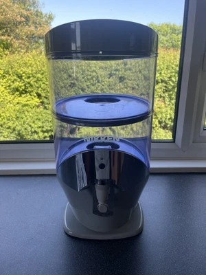 £25 • Buy Nikken PiMag Waterfall Filtration System Gravity Alkaline Water Filter + Rocks