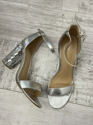 £5 • Buy Missguided Silver Sequin Block Heels Sandals Shoes
