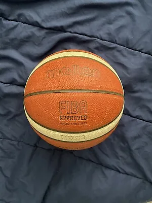 Molten BG5000 (B7G5000) FIBA Basketball • $40