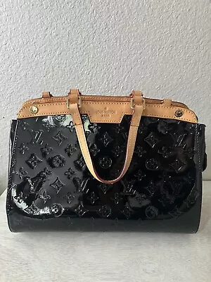 Louis Vuitton Monogram LV Vernis Alma Black Handbag For Women • $550