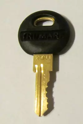 $11.95 • Buy 1 Trimark Key Tm911 Pop Up T Handle Compartment Rv Lock Baggage Door Camper Key