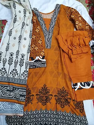 Pakistani Clothes Winter Collection (Asian Clothing) • £25