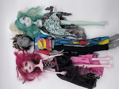 Monster High Doll Lot - Draculaura Neighthan Rot &Vandala Doubloons (read Desc) • $29.99