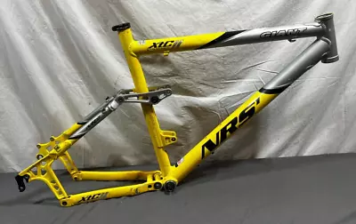 2002 Giant XTC NRS 1 Pro Series 20  Aluminum Full Suspension Mountain Bike Frame • $119.95