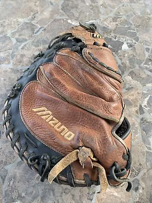 Mizuno Professional MVT C011  Vintage  Catchers Mitt Glove Right Hand Throw RHT • $35